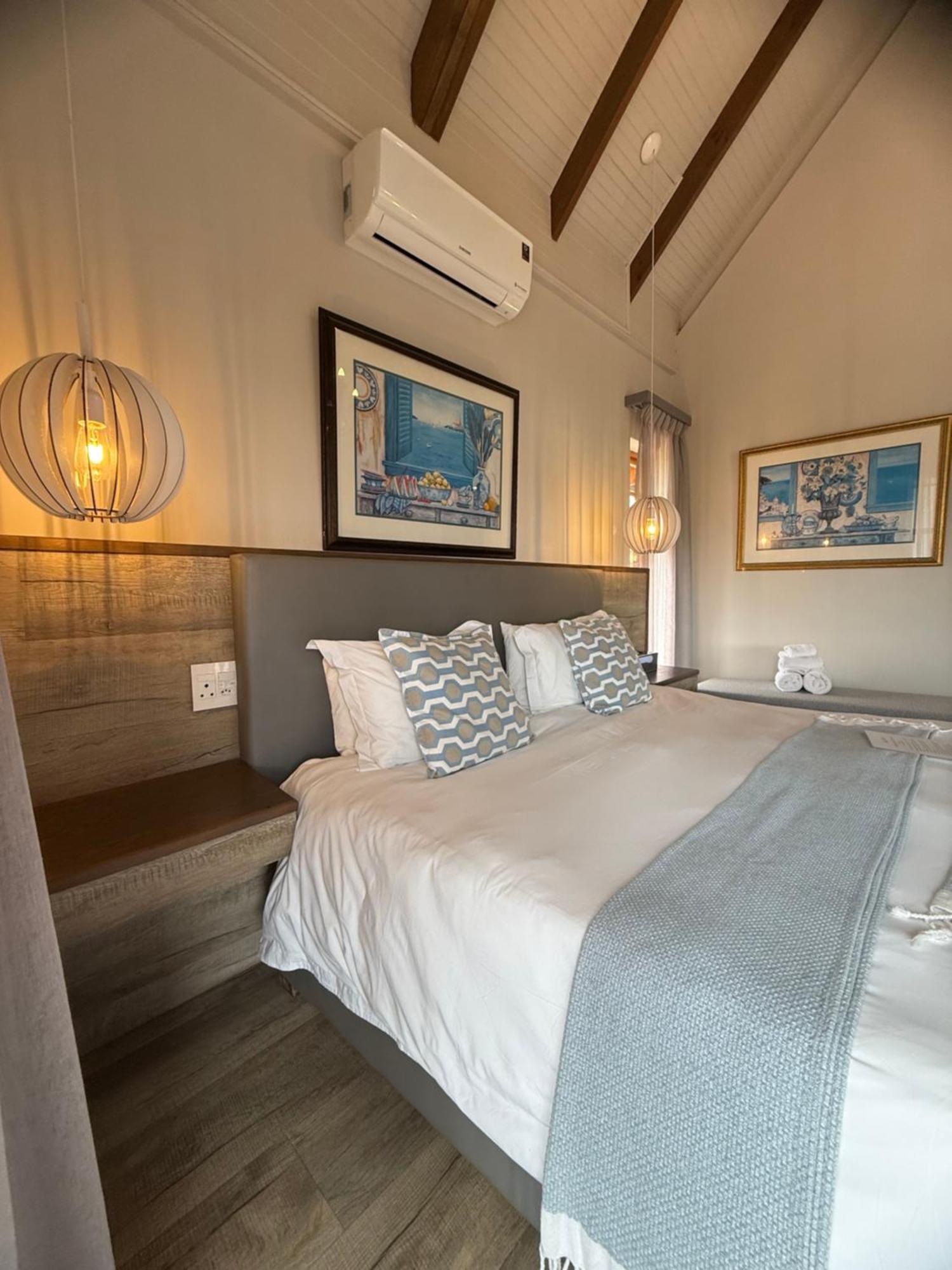 Dolphin Dunes Guesthouse Wilderness Eksteriør bilde