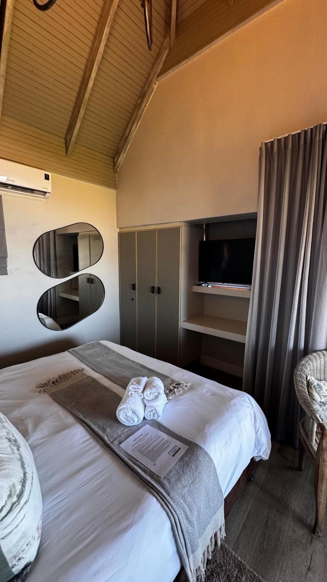 Dolphin Dunes Guesthouse Wilderness Eksteriør bilde